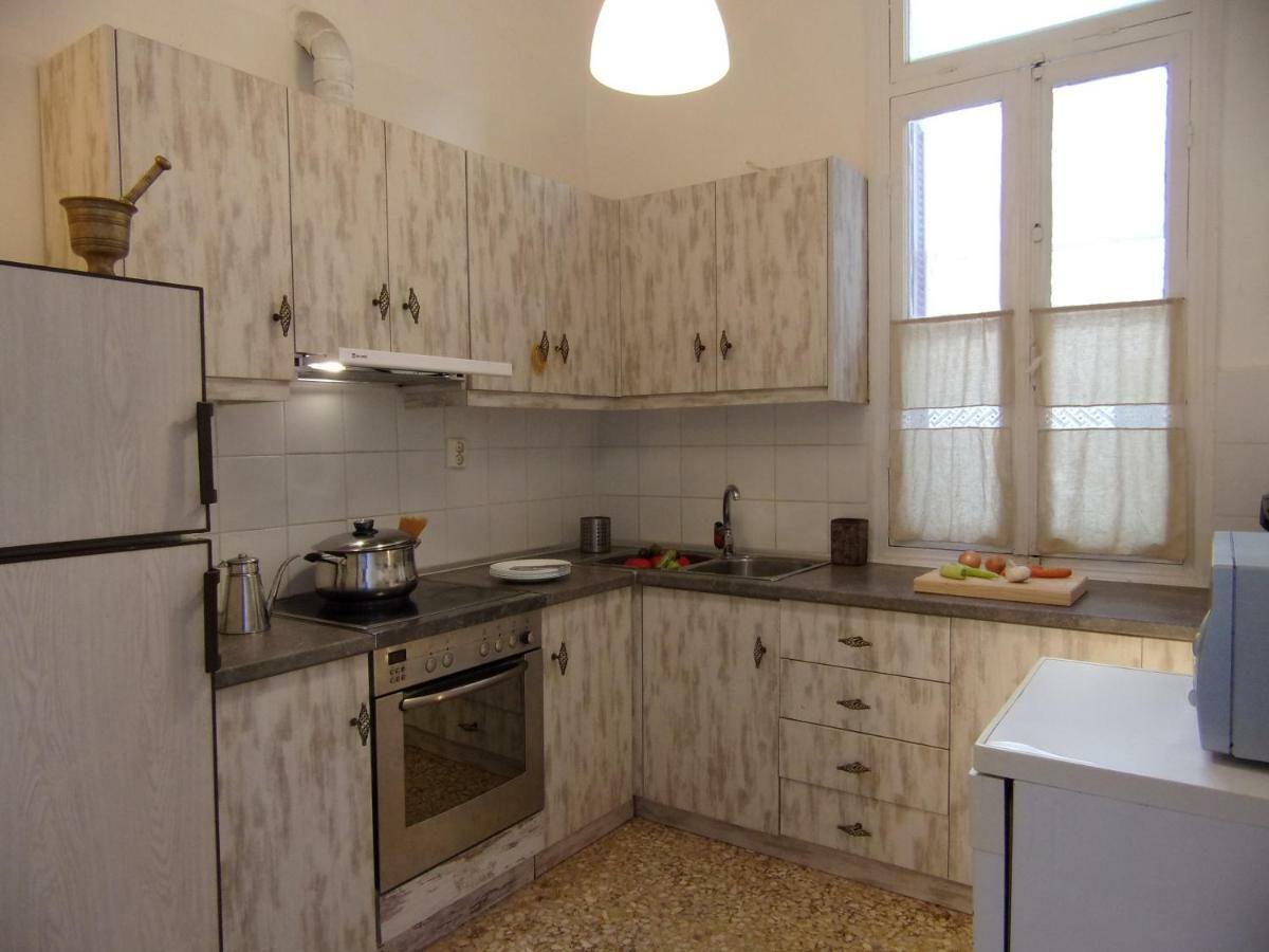Вилла Finestra Rossa Old Town Vintage House Лефкада Экстерьер фото