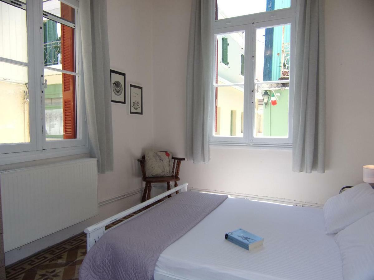 Вилла Finestra Rossa Old Town Vintage House Лефкада Экстерьер фото